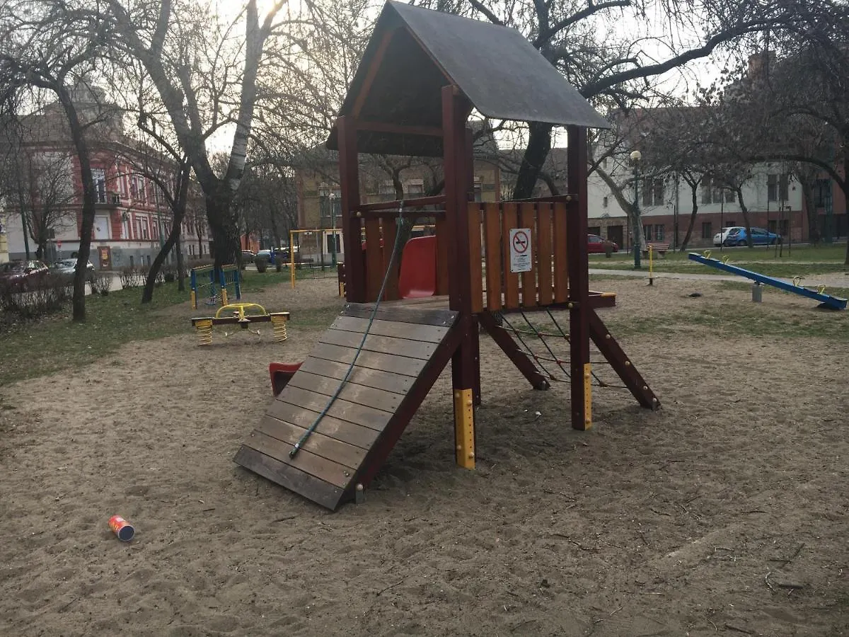 Szeged Pu-Ma Apartman Lägenhet